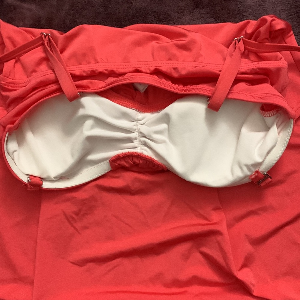 Venus Swim Top - Picture 2 of 3